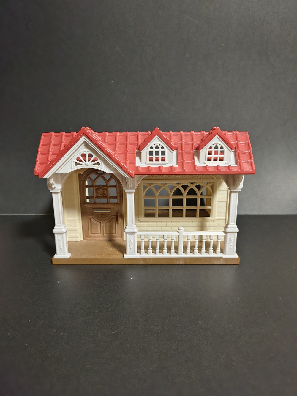 Sylvanian Families Sweet Raspberry Home Calico Critters Dollhouse Playset
